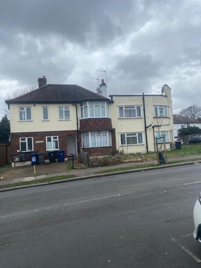 Grey Double Bedroom Londres Exterior foto